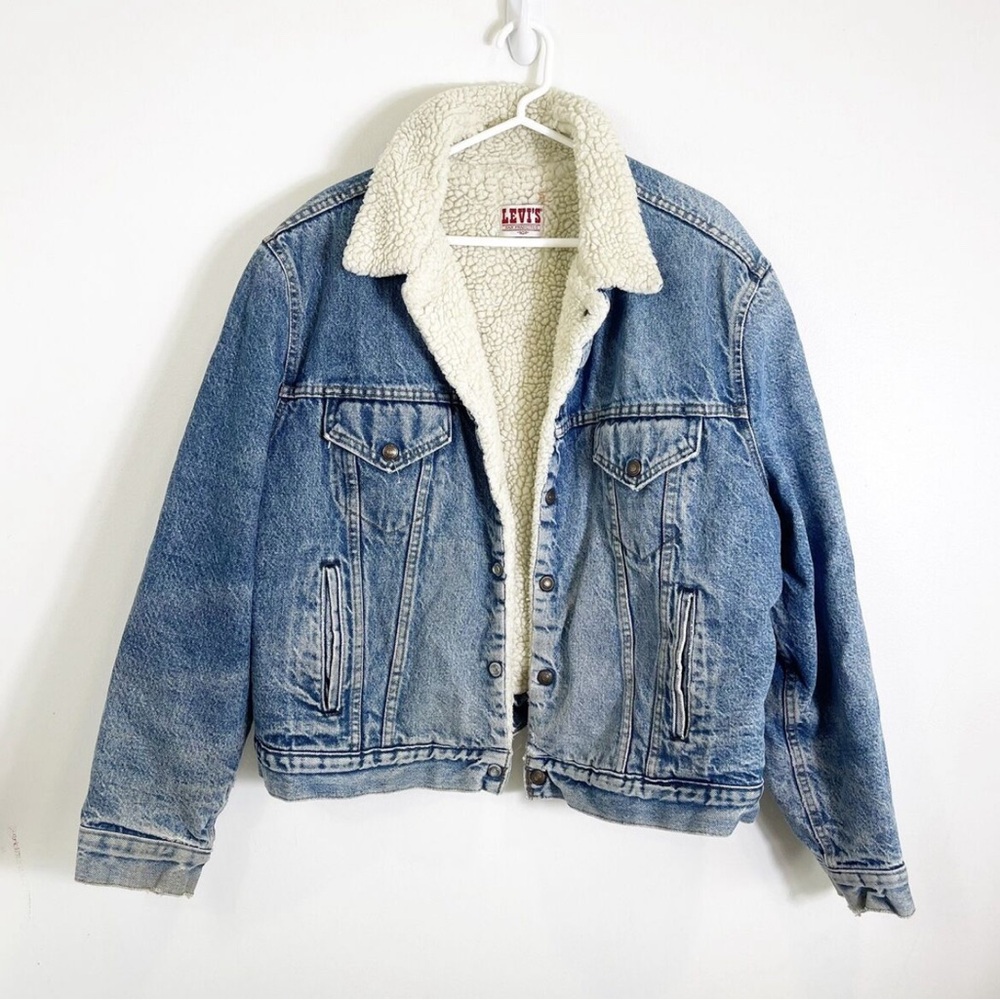 Vintage 1980’s Levi’s Sherpa lined denim jacket size small